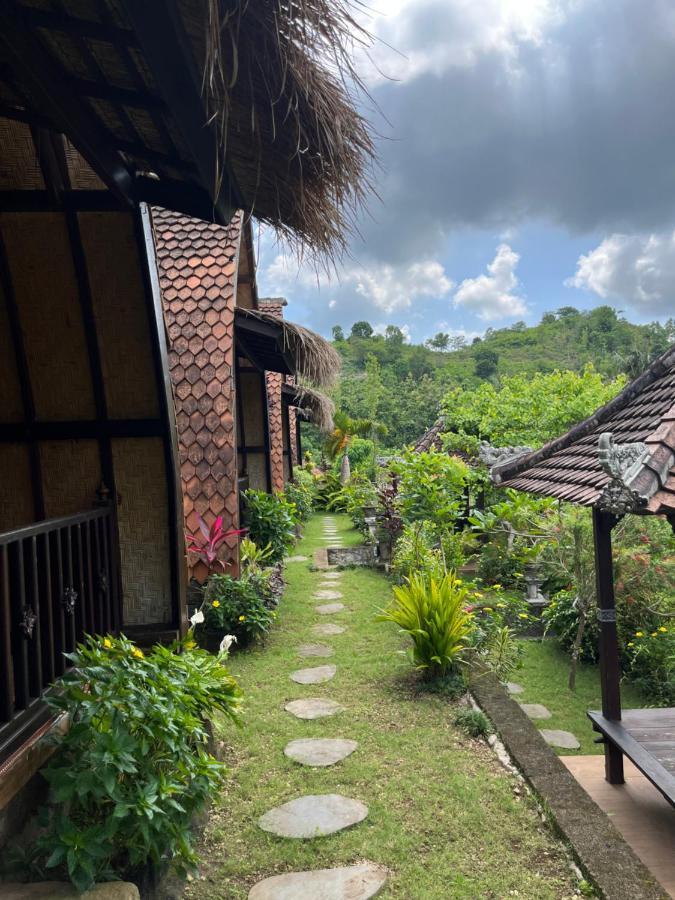 Holy Hills Bungalow Nusa Penida Batumadeg Εξωτερικό φωτογραφία